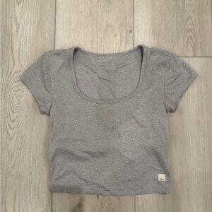 Vuori Gray Women's Crop Top size small